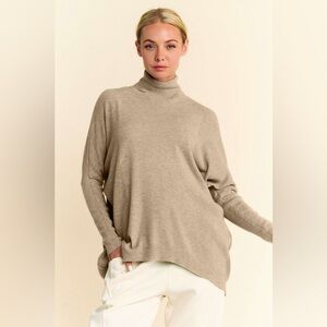 Davi & Dani Turtleneck Long Sleeve Knit Top
